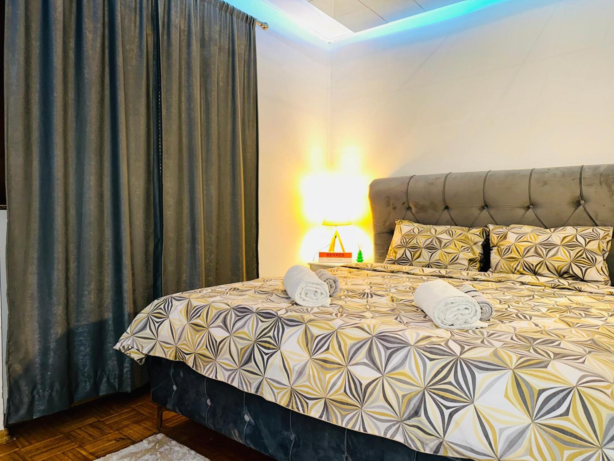 Apartment Hedonist Jacuzzi Free Parking Sarajevo